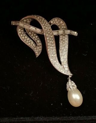 Vintage Signed Trifari Branch Brooch With Faux Pearl Teardrop