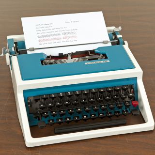 Cursive Underwood 315 Typewriter W/case