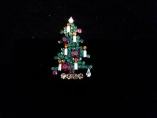 Vintage Weiss 6 Candle Rhinestone Christmas Tree Pin