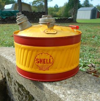 Vintage Galvanized Metal 2 Gallon Gas Can Shell Oil Company Logo Decal