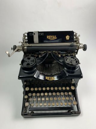 Antique 1920 ' s Royal Typewriter Vintage 2