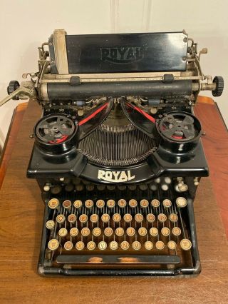Antique 1919 Royal No 10 Black Typewriter Quadruple Beveled Glass Sides