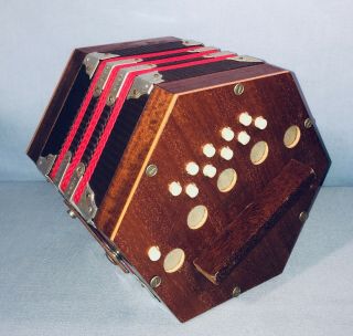 Vintage 20 Key Concertina Renelli Accordion Double Reed Italy