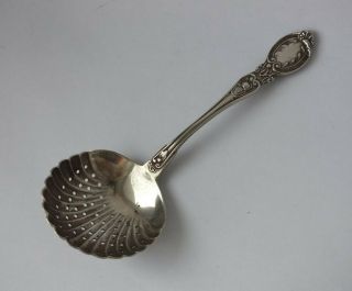 Pretty Antique Solid Sterling Silver Shell Bowl Sifter Spoon 1902/ 11.  1 Cm/ 21g