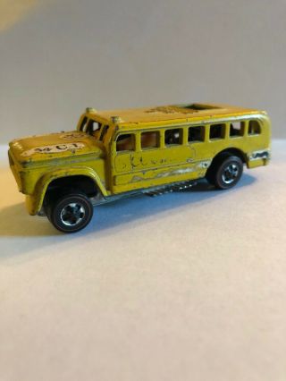 Hot Wheels Heavyweights 1970 S’cool Bus