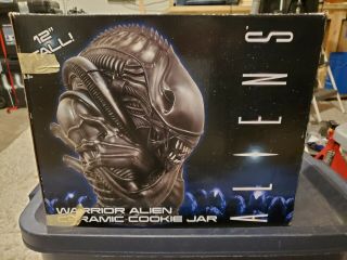 Aliens Warrior 12 - Inch Cookie Jar Alien Ceramic Diamond Select Toys 2015