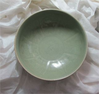 Antique Chinese Celadon Glazed Porcelain Bowl Ming Dynasty 1500 