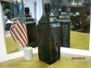 What Color Tobacco Amber Color St.  Drakes 6 Log Plantation Cabin Bitters