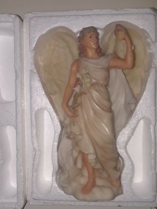 Angel Seraphim Classics,  " Gabriel " From Roman,  Inc.  1995 7.  5 Inches Tall Vintage