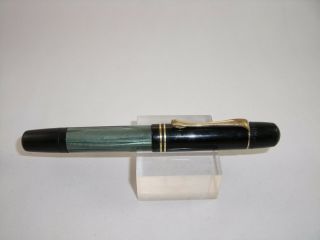 Vintage Pelikan 100n Green Pearl Fountain Pen With Gold Nib 14karat