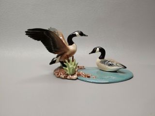 Hagen Renaker Specialty Canada Geese Pair On Pond Figurine