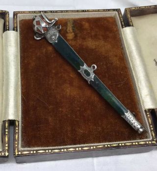 Victorian Scottish Agate Sterling Silver Sword Brooch