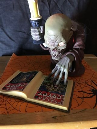Vtg 1996 Crypt Keeper Candelabra - Tales From The Crypt - Eyes & Candle Light Up B