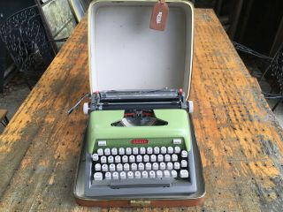 Vintage Royal Futura 800 Typewriter Rare Green Portable Typewriter