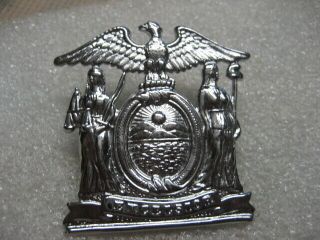 . Cap Badge Great Seal Of York Silver Tone