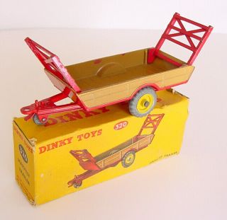 1950s Meccano Dinky Boxed No.  320 Harvest Trailer Red Diecast
