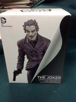 Dc Collectibles Batman Black & White The Joker Bermejo St Jean Statue