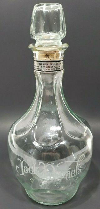 1901 Jack Daniels Vintage Etched Glass Decanter 1.  75 L Bottle Euc Collectible