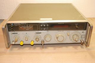 Vintage Hp Hewlett Packard 8640b Signal Generator
