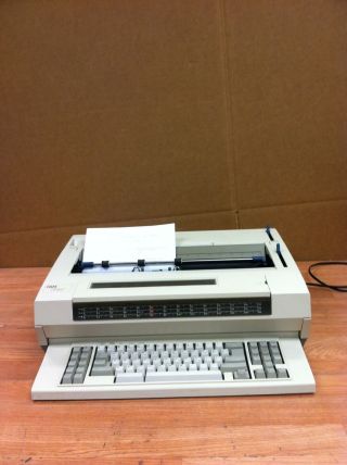 Ibm Wheelwriter 3500 By Lexmark Typewriter 6787 - 008