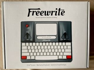 Astrohaus Freewrite Smart Typewriter,  2nd Generation EUC 2