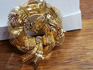 Danbury Gold Plated Christmas 3d Ornament 2005 " Christmas Wreath "