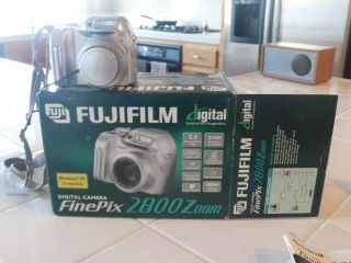 Fujifilm Finepix 2800 Zoom 2.  0 Mp Digital Camera Silver Vintage Aa19 - 1389