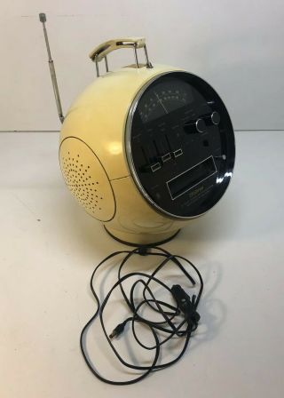 Vintage Weltron Model 2001 Space Ball Am/fm Radio & 8 Track Player Read