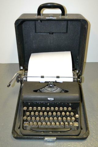 Vintage Royal Arrow Typewriter Case