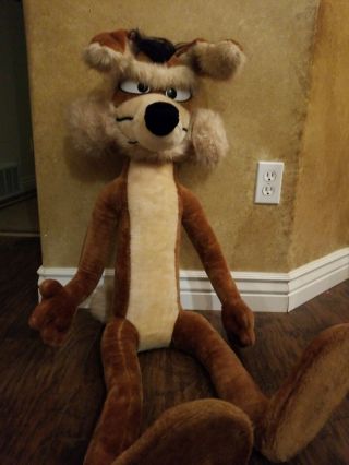 Vintage Wile E Coyote Large Plush Stuffed Warner Bros.  1971 Mighty Star Canada 2
