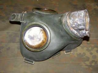 WW II WW2 German gas mask from battlefield in Kurland.  Bunker relic 3