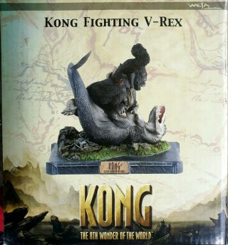 Weta King Kong Fighting V - Rex Movie Statue Limited Edition 1872 Of 5000