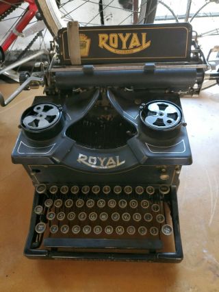 1921 Royal 10 Typewriter,  4 Window