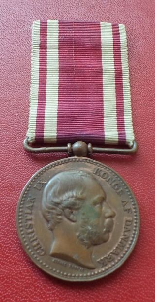 Denmark Commemorative Medal For The War Of 1864 Badge Order