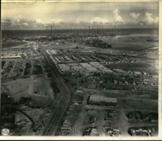 1945 Press Photo Aerial View Of Us Supply Base On Luzon Island,  Philippines