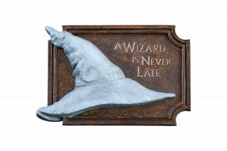 Weta Workshop Lord Of The Rings A Wizard Is Never Late Sign Magnet