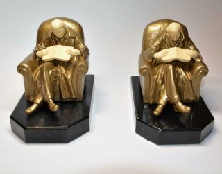 Vtg 1930s J.  B.  Hirsch Reading Man Statues / Bookends By J.  Ruhl Bronze Color
