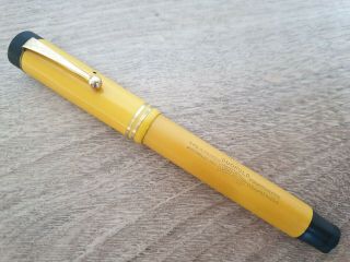 Vintage Parker Senior Duofold Lucky Curve Yellow Fountain Pen Made In Usa - Rare
