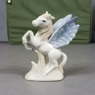 Vintage Ceramic Pegasus Winged Horse Figurine Japan 5.  5.  "