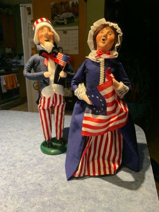 Byers Choice Carolers Patriotic Uncle Sam And Betsy Ross Signed/dated 2013
