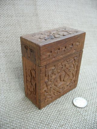 Vintage Handmade Hand Carved Wooden Floral Pattern Single Deck Card Box