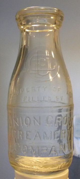 Vintage Union Grove Creamery Co. ,  Chicago,  Illinois Dairy Cow Embossed Milk Bottle