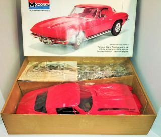 Vintage 1/8 Scale Monogram 1965 Corvette Sting Ray Plastic Model Kit 2600 Large
