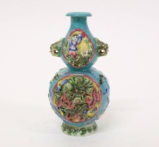 Antique Chinese Porcelain Knob Vase With Moving Eyes In The Dragon