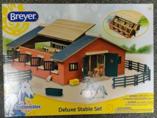 Breyer Horse Stall Hand Painted Brick Deluxe Stable Set 59209