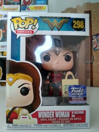 Funko Pop Wonder Woman W/ Shopping Bag Hollywood Store Exclusive
