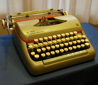 Restored Typewriter: 1960 Smith - Corona / Tower Tabulator W/turboplaten: Elite 12