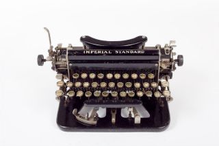 Vintage C1920 " Imperial Model D  Standard " Typewriter  81