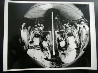 Fish Eye View Of Nasa Astronauts Orig.  Vtg Press Photo Estate Us Embassy German