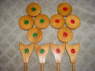 Vintage Wooden Shuffleboard Set (4 Pusher Cue Sticks / 8 Pucks Discs Red,  Green)